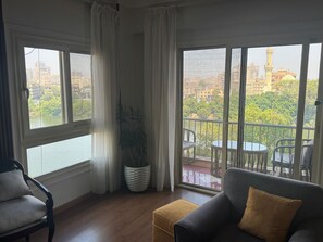 Living area - mit Flussblick in Zamalek Kairo by Interhome (Cairo)