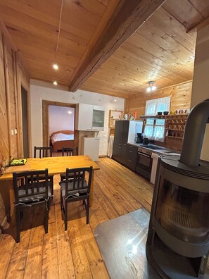 Nicht klassifiziertes Bild, 2 von 28, Schaltfläche