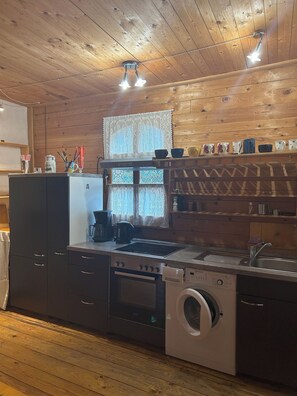 Private kitchen - Vacation apartment in 200-year-old Winningen winegrower's house (Winningen)