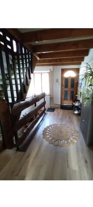 Unclassified image, 5 of 25, button - Vrbo Property (Saint-Joire)
