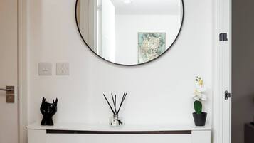 Apartment, 1 Bedroom | Interior