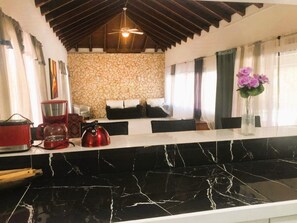 Interior - Tolle, strandnahe Villa mit Swimmingpool by Interhome (Black Rock)