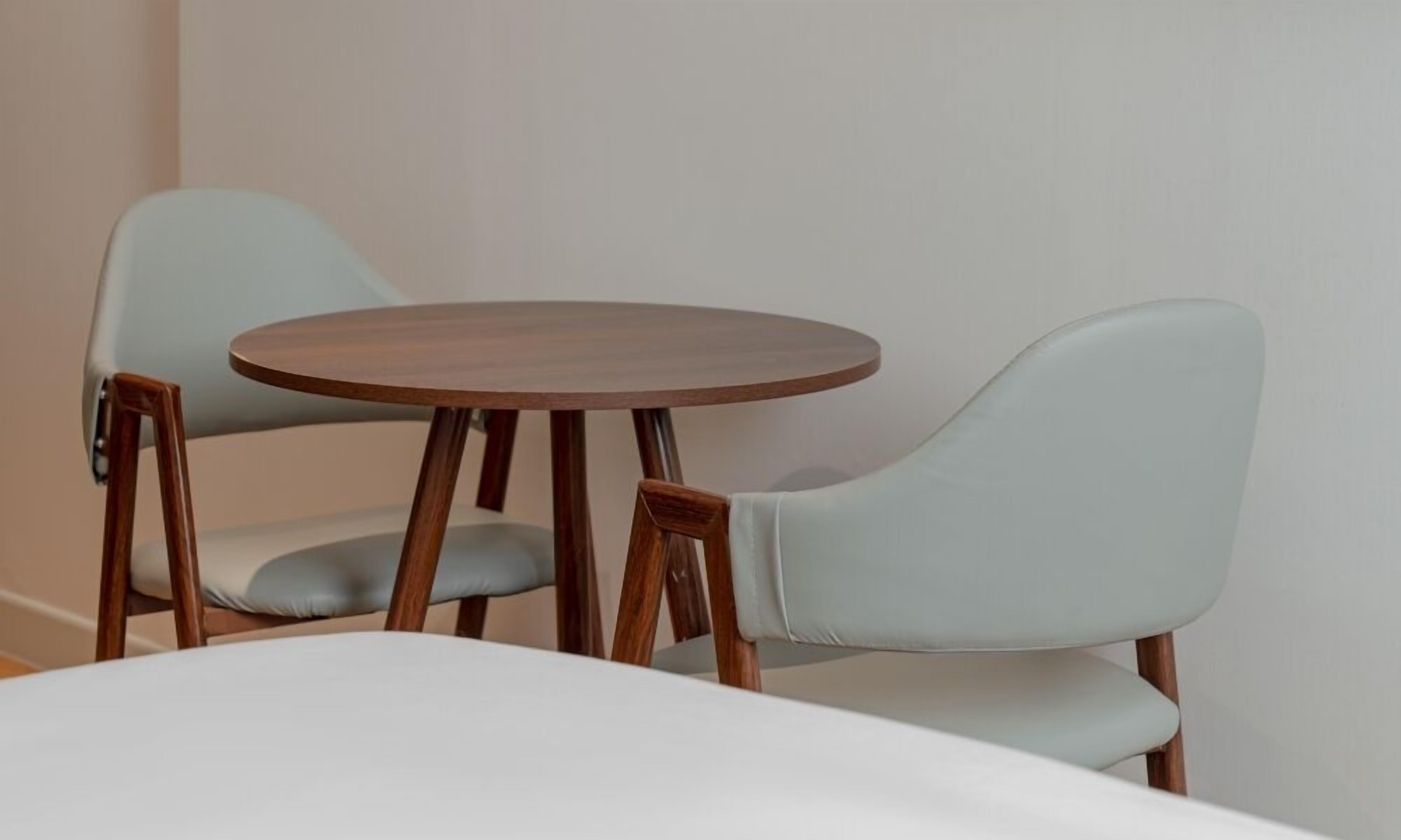 Deluxe Room | Individually decorated, individually furnished, free WiFi, bed sheets