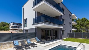 Pool - Apartman Queen - Island Krk by Villas Guide (Krk)