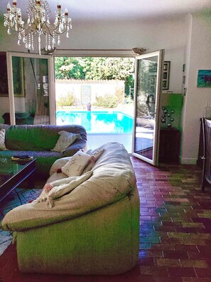 Imagen sin descripción, 5 de 31, botón