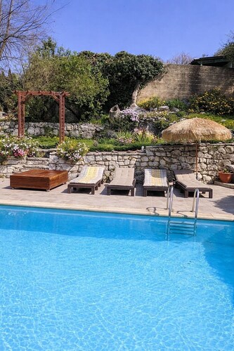 Mediterranean escape: charming villa with exceptional swimming pool