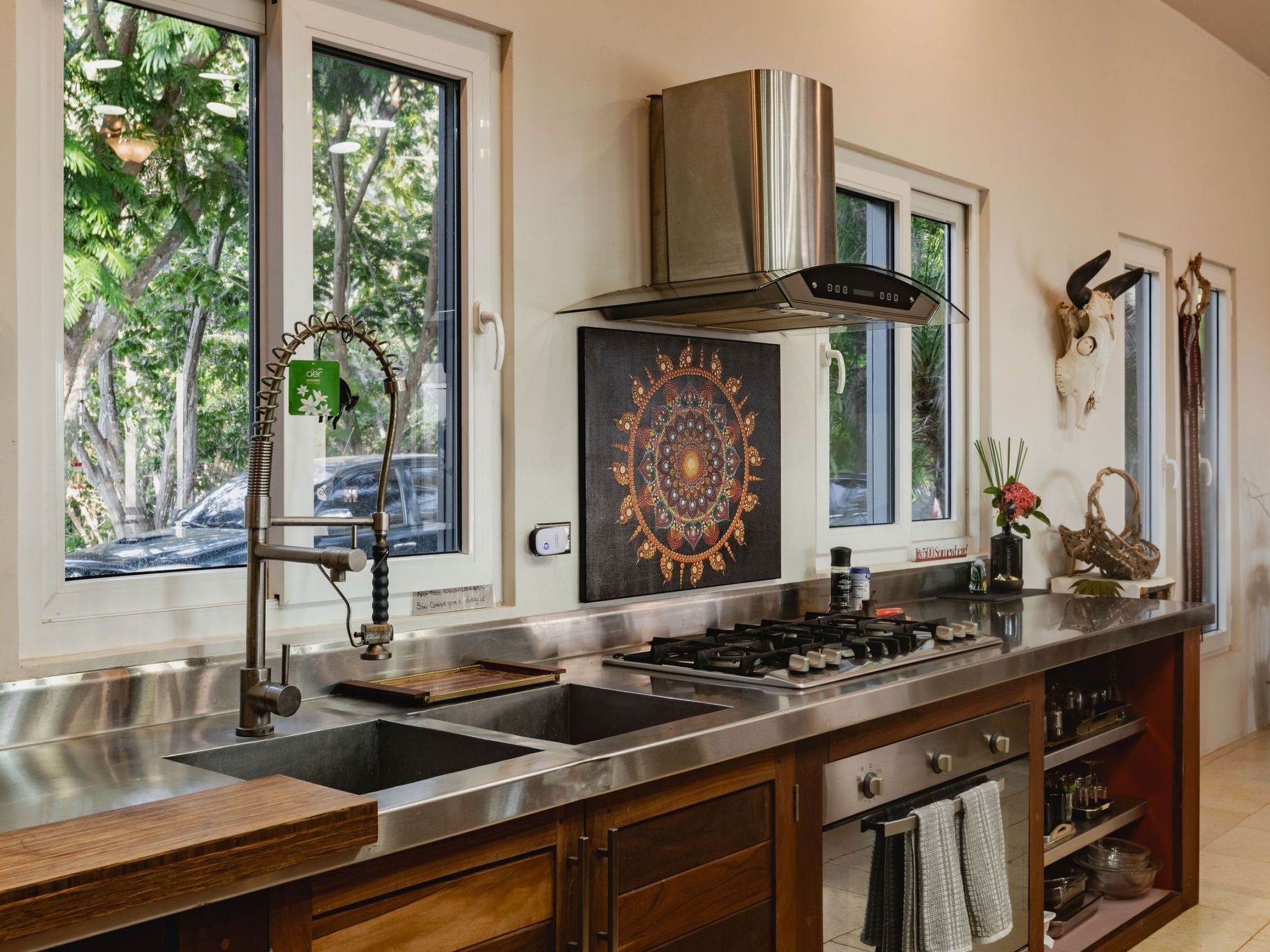 Fridge, microwave, oven, cookware/dishes/utensils