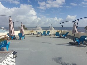 Terrace/patio - "Island Getaway Apt" mit Meerblick by Interhome (Christ Church)