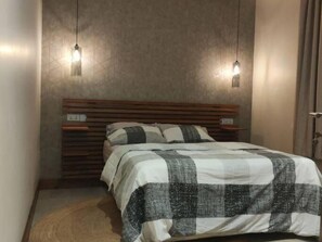 2 bedrooms, internet