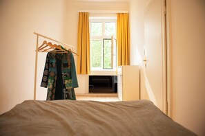 Unclassified image, 5 of 11, button - Vrbo Property (Wien Margareten)