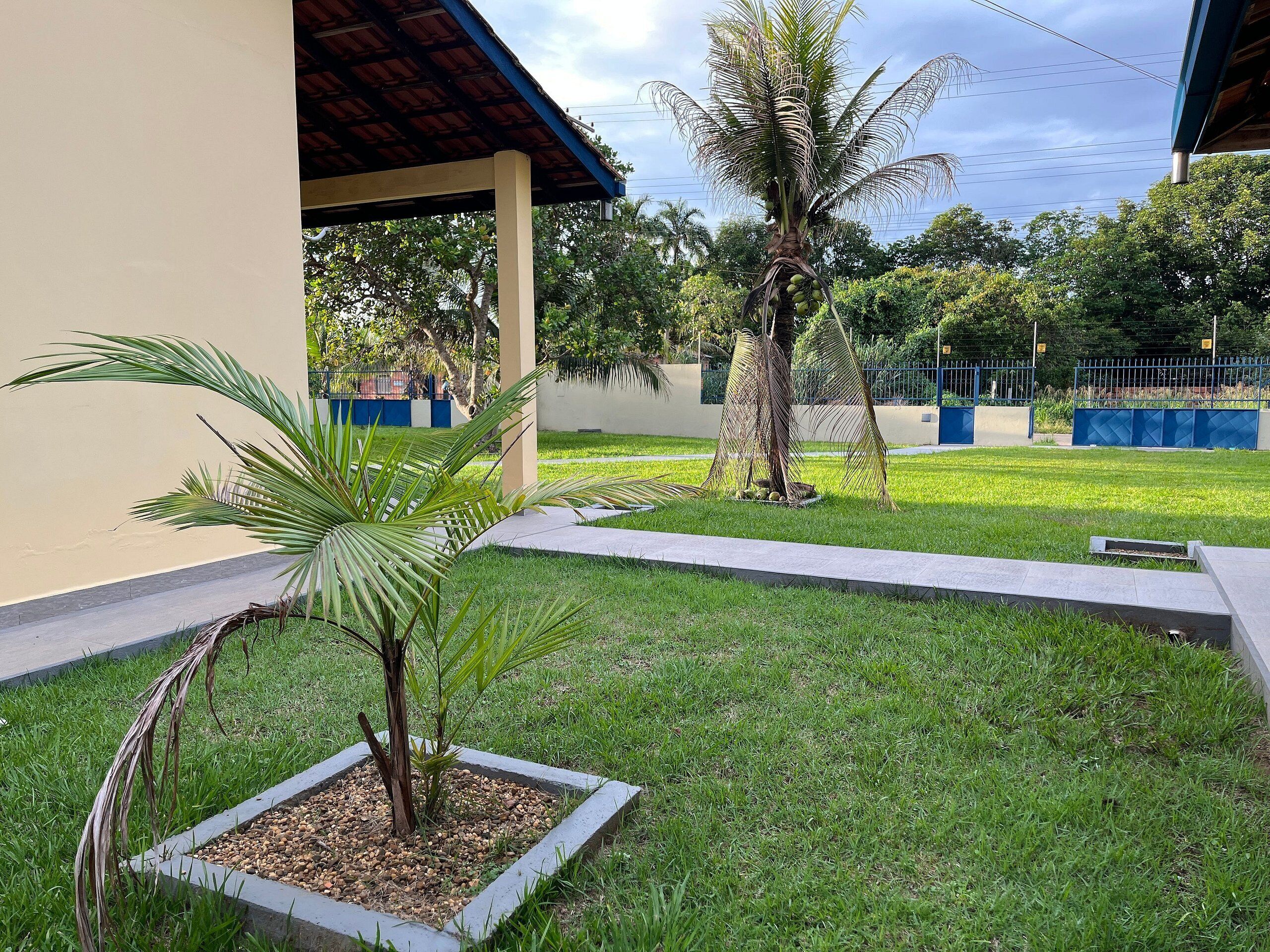 Comfort Chalet | Property grounds