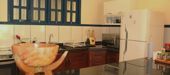 Casa ampla com jardim e 3 suítes em Novo Airão