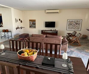 Chalet | Living area