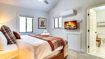 3 chambres, bureau, fer et planche à repasser, lit parapluie