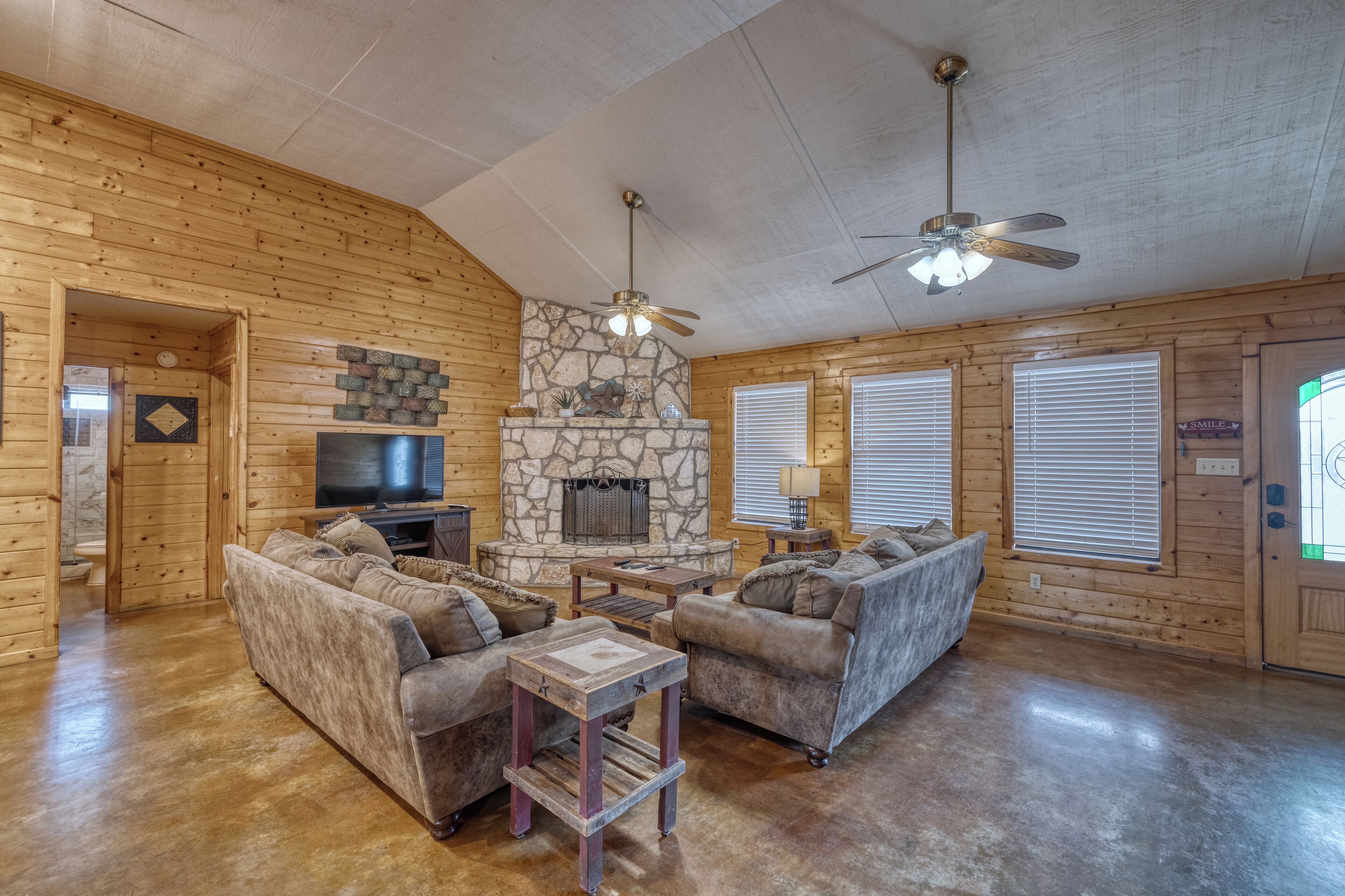 TV connectée, cheminée