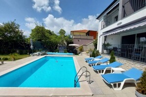 Unclassified image, 3 of 23, button - Villa Madlen - Sea View Apartment 1 (Opatija)