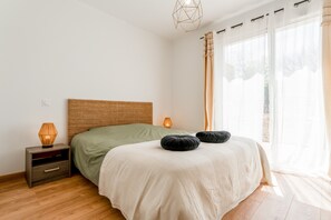 2 chambres, fer et planche Ă repasser, Wi-Fi, literie fournie