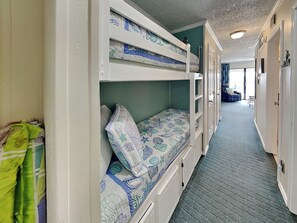 3 chambres, accès Internet, draps fournis