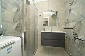 House, Smoking - Pink Oleander Apartment (Sirmione)