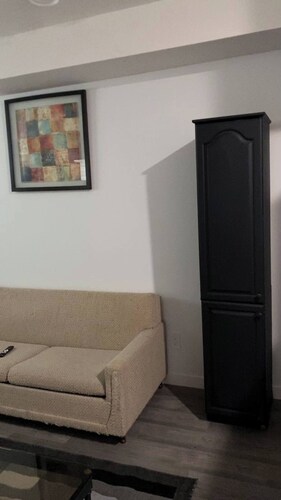 Room-new Build 2025 Comfy Suite!
