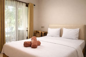 Desk, free WiFi - GGuesthouse (Kuta, Lombok)