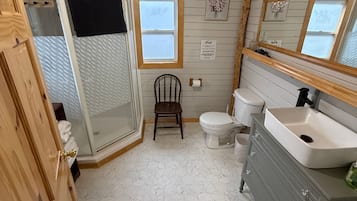 Hus, 3 soverom, balkong | Bad