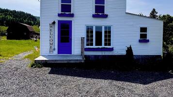 House, 3 Bedrooms, Balcony | Exterior
