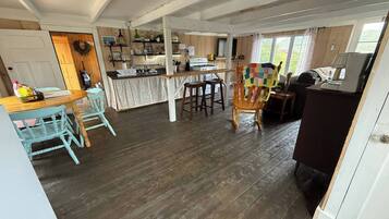 منزل - ٣ غرف نوم - بشرفة | تناول الطعام