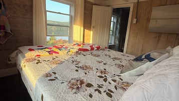 House, 3 Bedrooms, Balcony