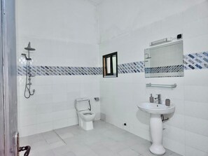 Shower, toilet paper