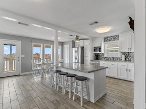 Fridge, microwave, oven, stovetop - Unique Colorado River Retreat - Two Homes in One - 3Bed/2 Bath/2 Kitchens (Matagorda)