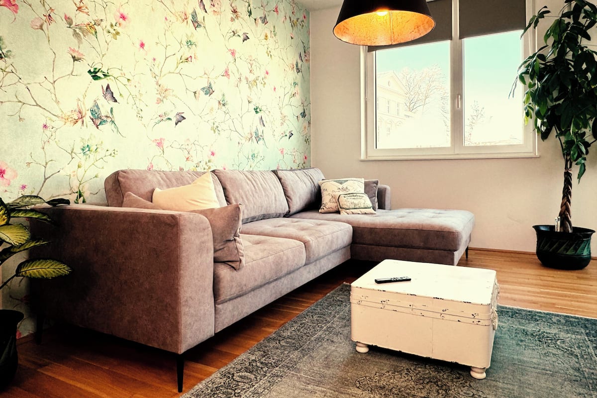 Departamento Confort, vista a la ciudad | Área de sala de estar