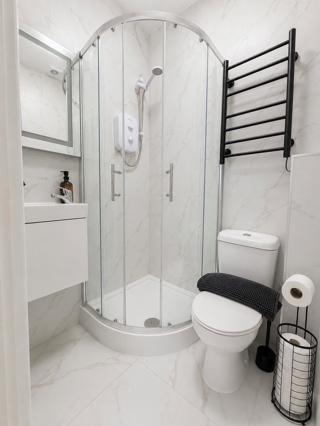 Shower, towels, soap, shampoo
