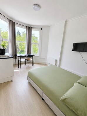 Studio Deluxe, 1 lit double