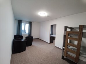 Classic Quadruple Room, Non Smoking