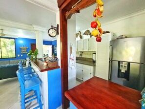 Family Cabin, Non Smoking, Beachside | Private kitchen | Stovetop