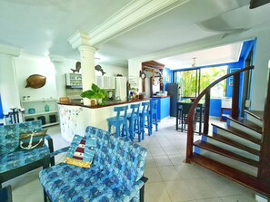 Family Cabin, Non Smoking, Beachside | Interior