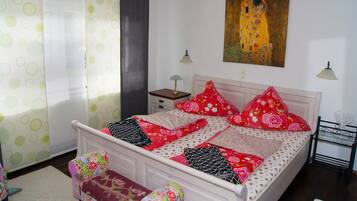 3 Schlafzimmer, Bügeleisen/Bügelbrett, WLAN, Bettwäsche