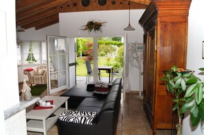 Televisio, DVD-soitin, stereot