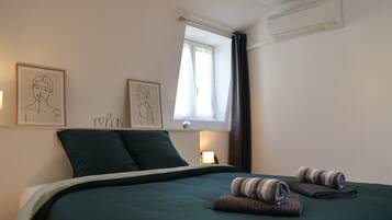 1 bedroom, WiFi, bed sheets