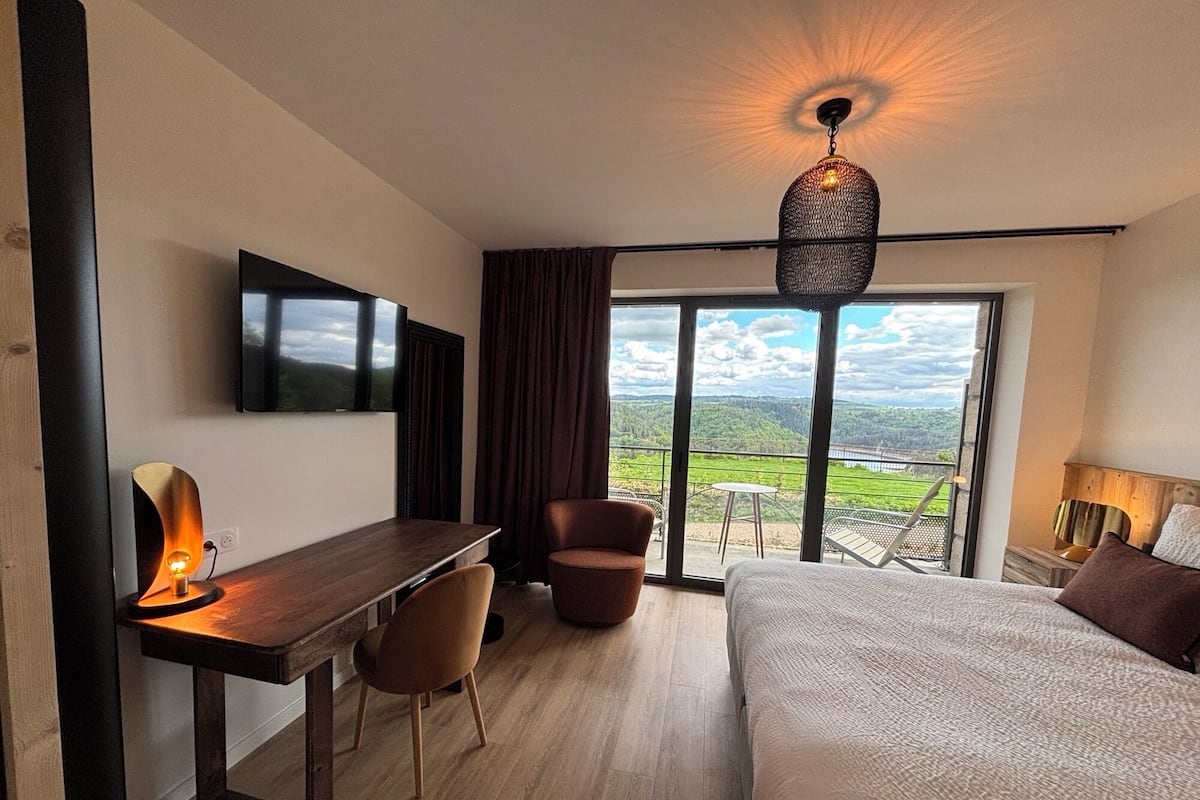 Chambre Double Supérieure, balcon, vue lac