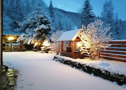 Casă în Bucovina cu jacuzzi exterior
