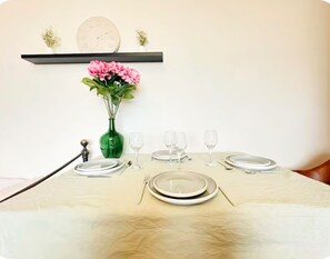 Dining - Wimbledon Area Accommodation (London)