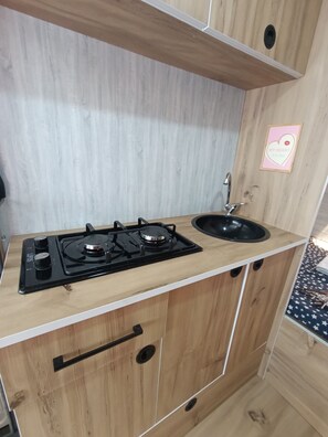 Private kitchen - Mobile Caravan Hotel Suite - 3 with 220V Ready to Stay Antalya Region (konyaalti)
