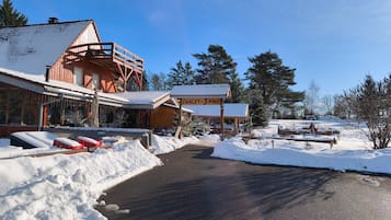 Esterni