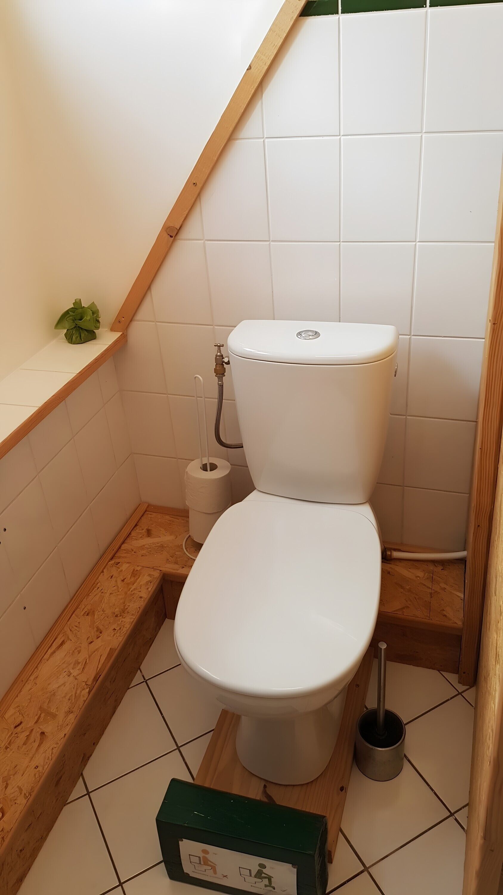 Een douche, een haardroger, handdoeken