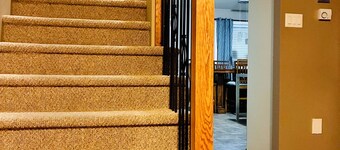 3BR Family-Friendly Westbrook Oak | 2 Living Room | Lower Ensuite