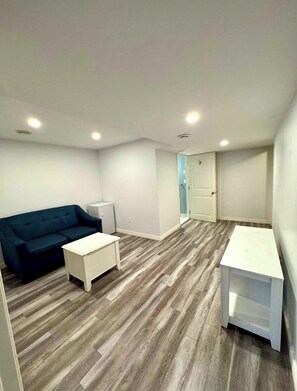 Unclassified image, 3 of 13, button - 3BR Family-Friendly Westbrook Oak | 2 Living Room | Lower Ensuite (Fredericton)