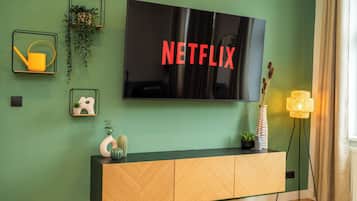 Apartment, 1 Queen Bed with Sofa bed, Kitchen, City View | Interior