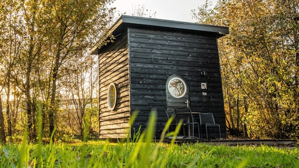 Luokittelematon kuva, 1 kautta 6, painike